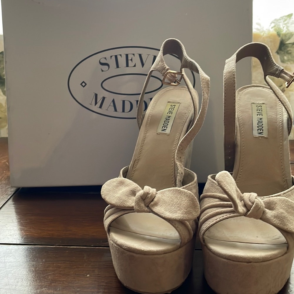 Steve Madden Wedges